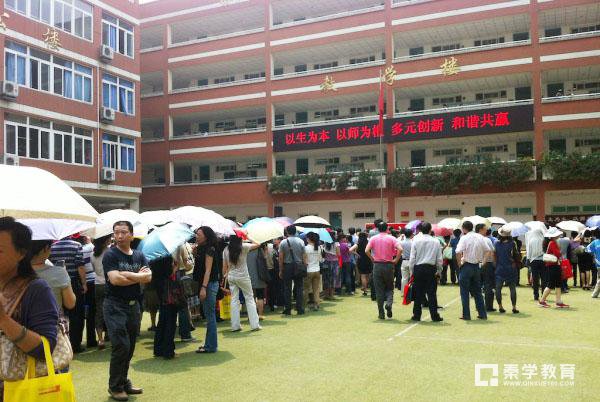 秦学教育南京小学升学带你冲刺南京外国语学校,家长谈牛娃冲南外