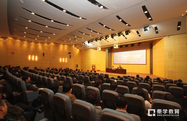 徐州高分学子公益报告会传达高分得这样考，学会借鉴然后超越