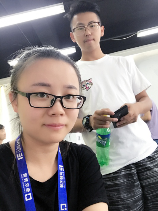 2017伊顿名师高考代言人—李鸿鑫 我的高中有笑有泪