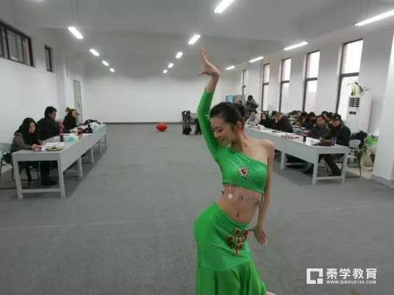 艺术院校舞蹈类考试科目考什么？舞蹈艺考如何给评为留下好印象？