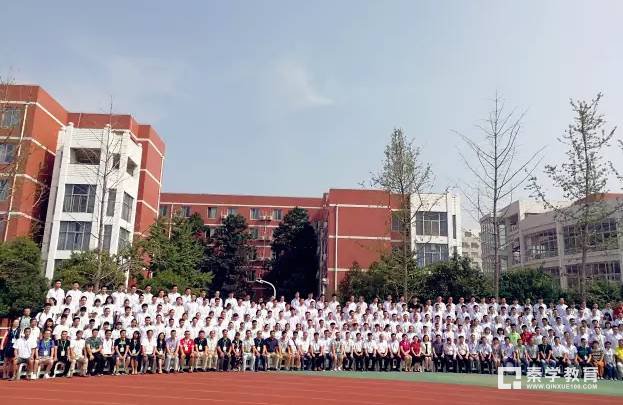 第26届生物学竞赛决赛首日风采，上午开幕式下午理论考试