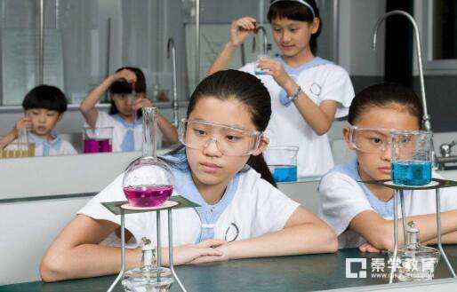 一二年级新增科学课学什么？家长老师学生怎么看待科学课？