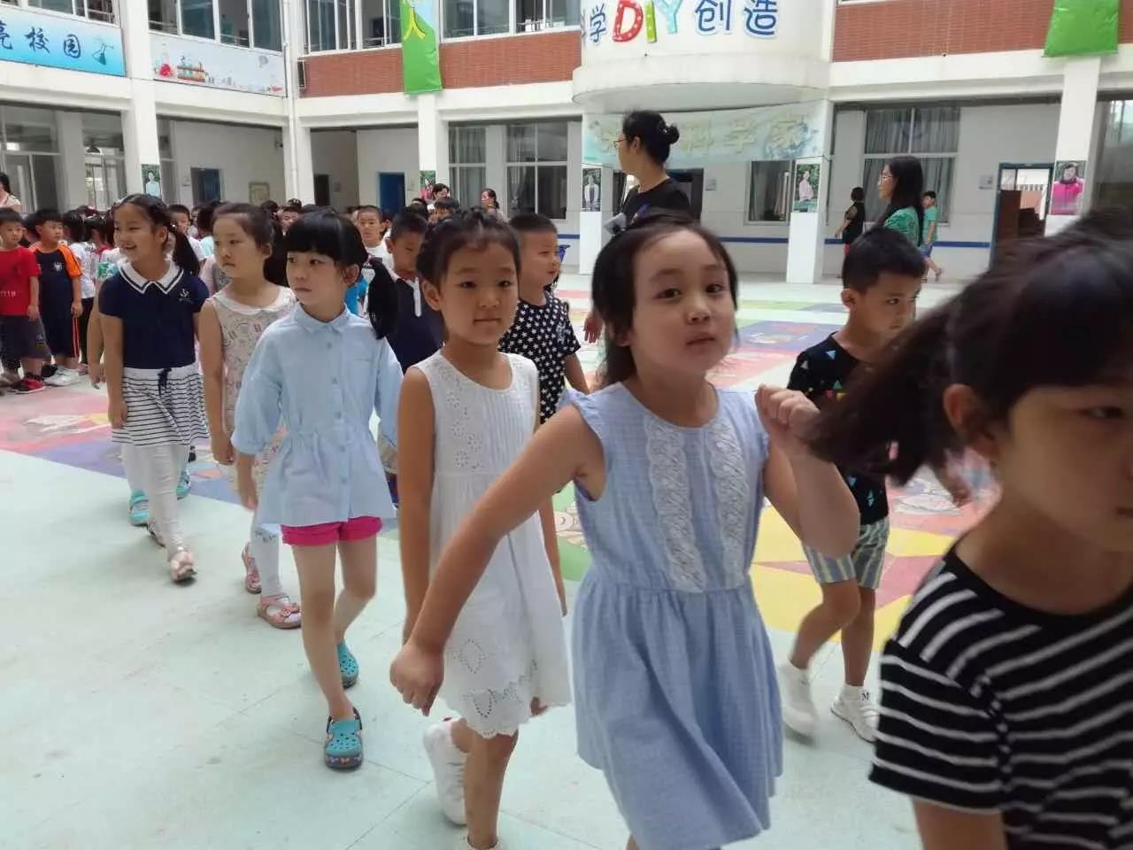  建邺实验小学分校新生学前体验活动深受小朋友的喜欢，家长可以放心啦