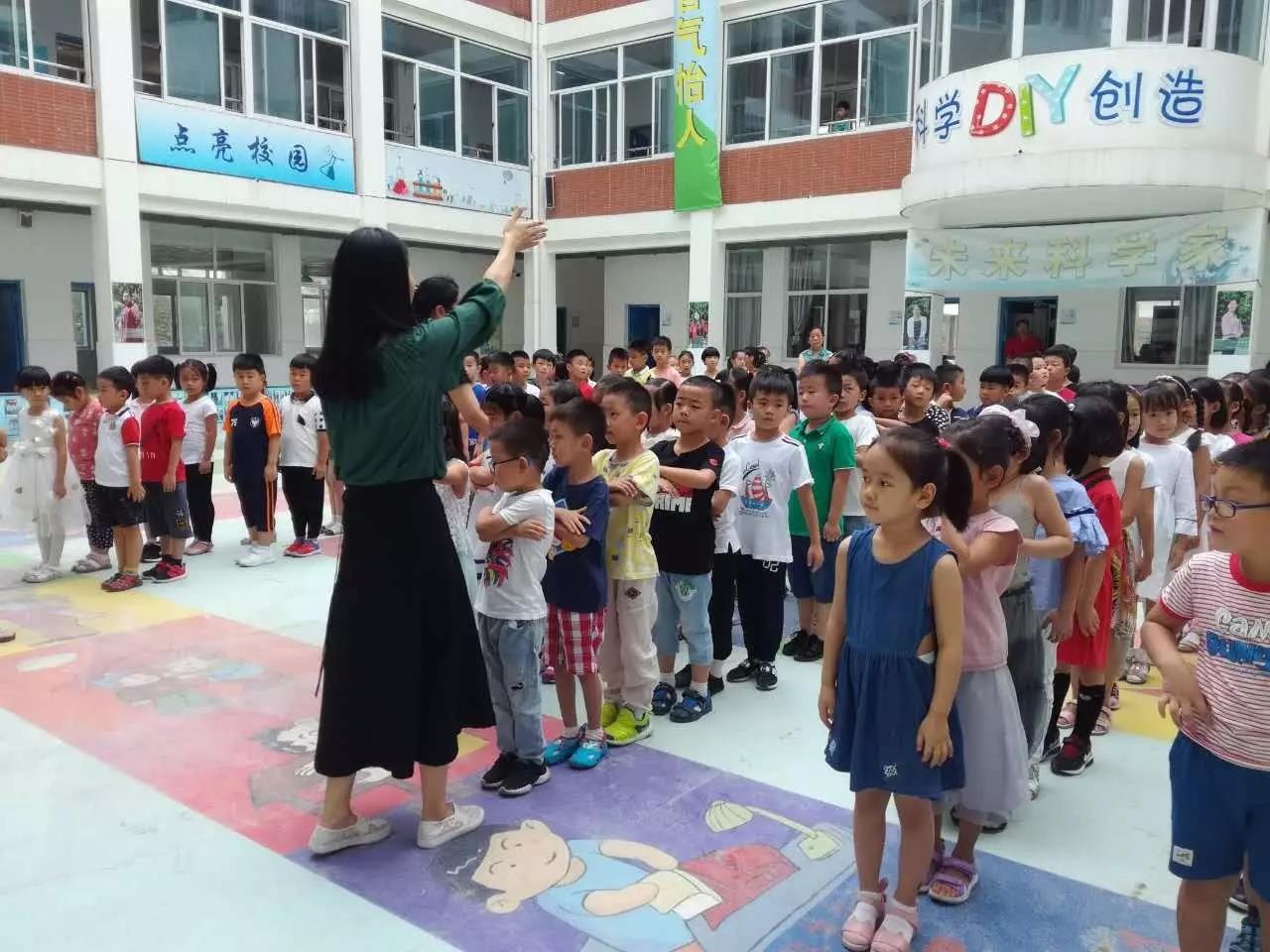  建邺实验小学分校新生学前体验活动深受小朋友的喜欢，家长可以放心啦