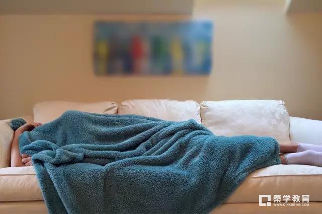 别让你的晚睡影响到孩子，晚睡会对孩子产生哪些不好的影响