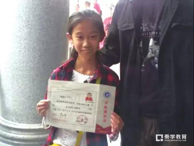 父亲让10岁孩子上大专，张易文的人生轨迹完全被父亲规划