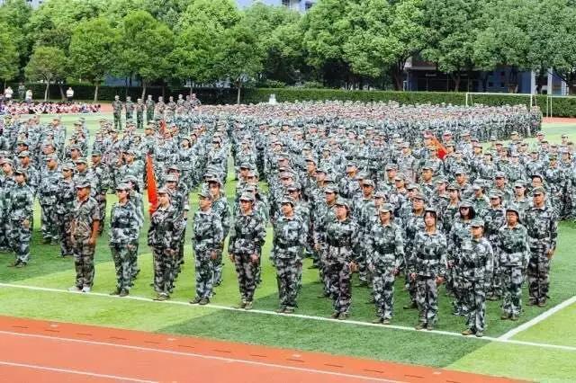 南京中小学开学第一课怎么上？校长世界冠军校友等都来了