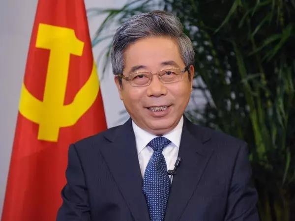 @学生家长和老师，教育部党组书记、部长陈宝生开学寄语