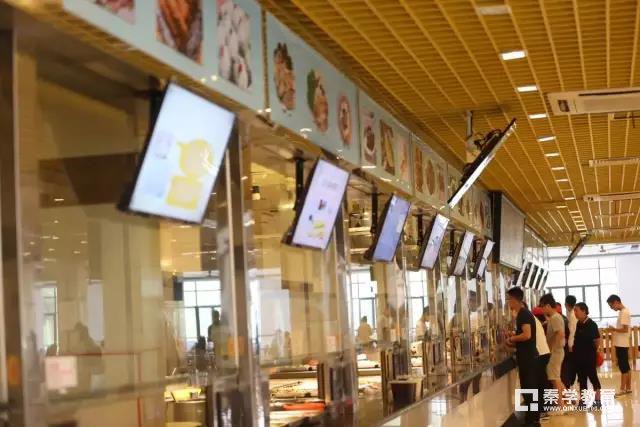 南审食堂翻新另一众毕业生后悔，南审食堂变得文化气息浓重饭也好吃