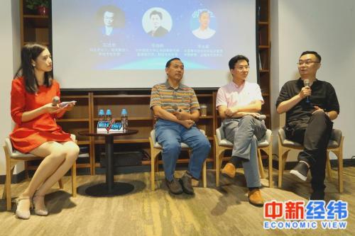 “开学经济”下1200生活费太少，大学生生活费该给多少？