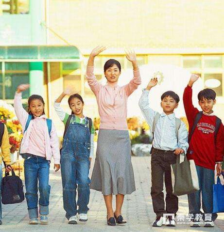 转载扬中树人2+4妈妈的一封信，家长是孩子坚强的后盾