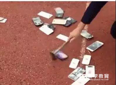 律师告知学校管理手机用砸的方法可能违法，你们怎么看？