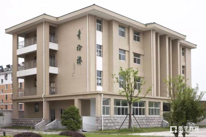 翠岗中学入学条件|分班情况|中考成绩|指标生人数资讯解读