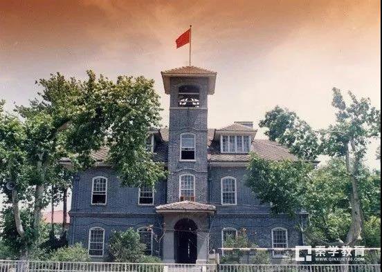 南京金陵中学师资怎么样？有没有特级教师？