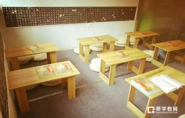 南京现代私塾学堂不考试没作业，家长觉得锻炼定力老师不买账