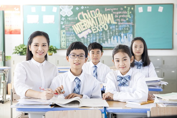 孩子高一数学第一次月考成绩下滑太多，家长着急怎么办？