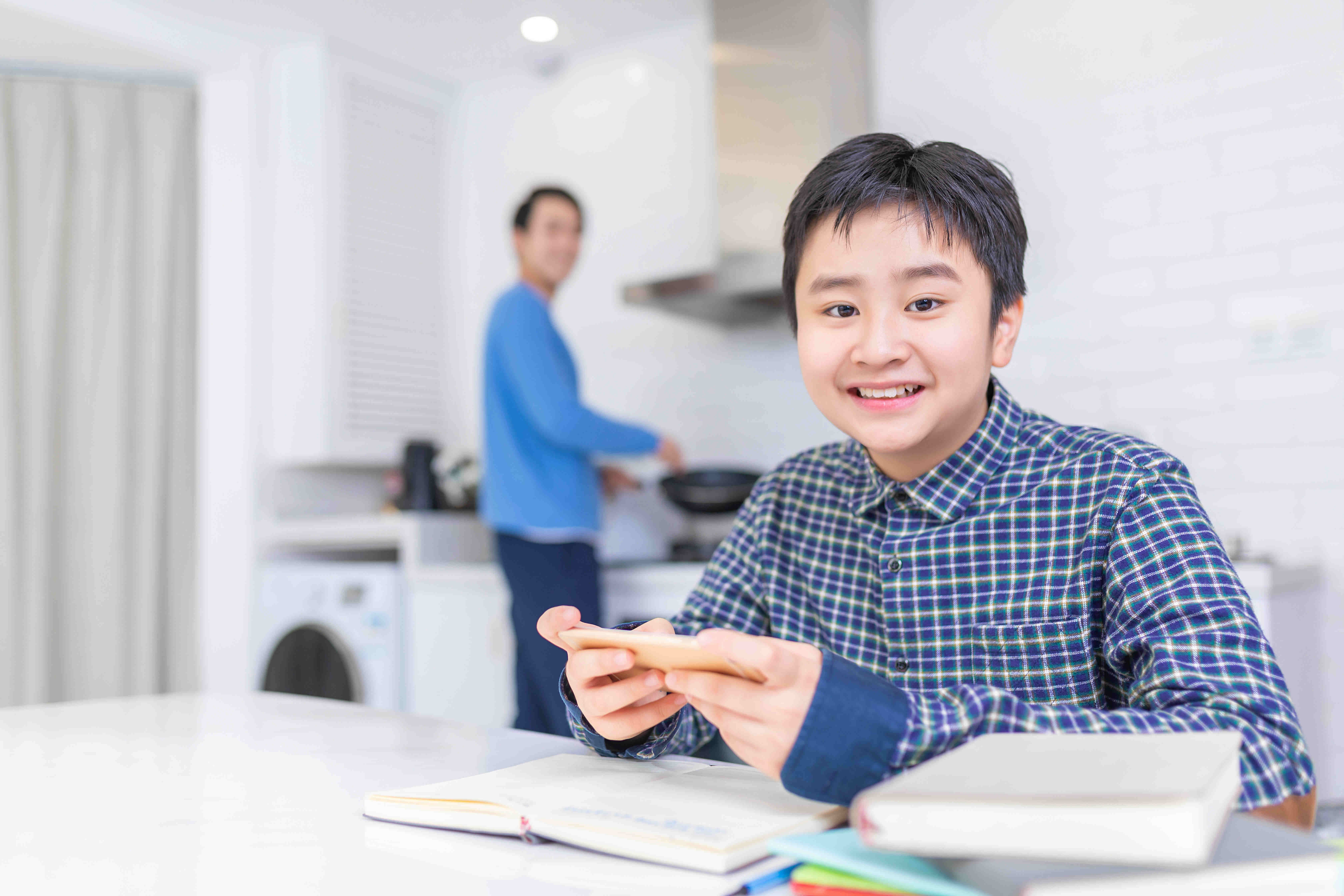 玄武外国语学校和东山外国语学校小学升学面谈形式考试题目对比