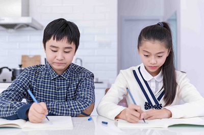 南外承办江苏省"诵读传学”主题活动，初一年级同学们参与其中