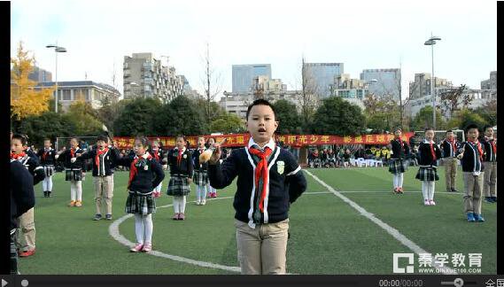 第五届“建邺杯”校园足球联赛开赛，一起走进现场看看