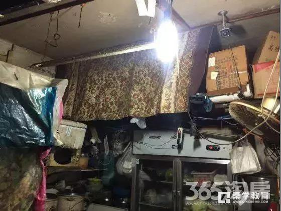 南师附小“超小户型”学区房,9.6m²/76万被秒抢！