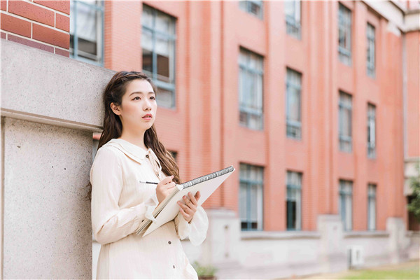 初三叙事作文:《彼岸中考·备战二模》