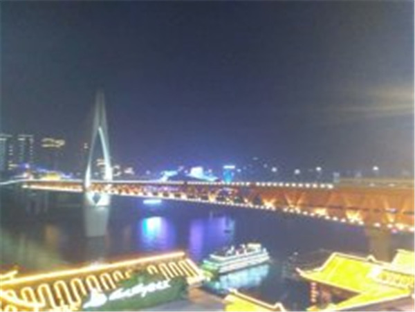 孩子现在高二，平时考试成绩在500分多一点，有希望考上一本吗？