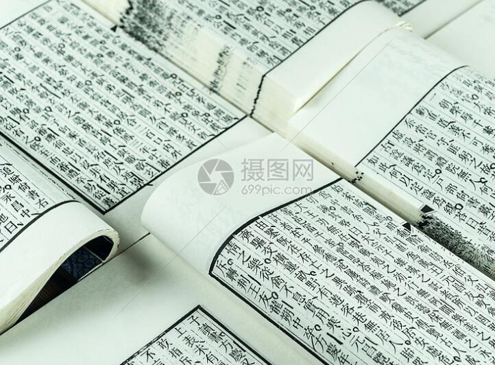 如何培養(yǎng)讀書的習(xí)慣？書籍是全世界的營(yíng)養(yǎng)品！