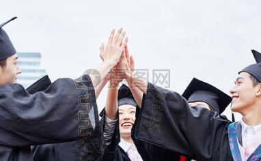 文科高中生能不能上金融类的大学?有哪些学校分享吗?