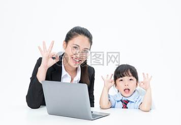 為什么要讓孩子從小學習英語?大思英語怎么樣?