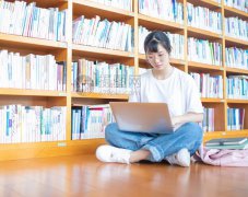 孩子成绩总是很差，家长应该做些什么来帮助孩子增强成绩呢？