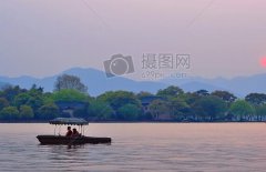 如何评价北宋词人柳永？柳永的词有什么特点？